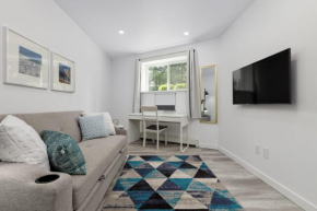 Serenity 1BR & 1 DEN Home at Folsom Ave